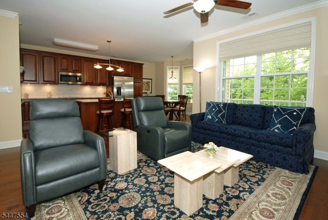 8 Pebble Rd C2, Woodland Park, NJ 07424