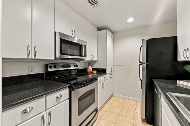 4334 Buena Vista Street E, Dallas, TX 75205