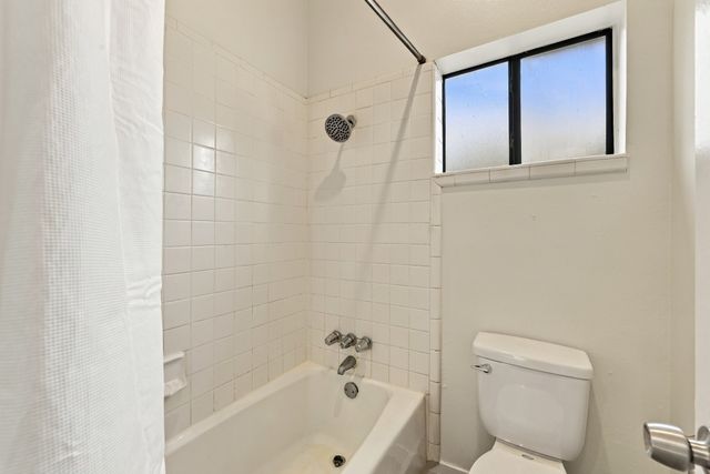 4334 Buena Vista Street E, Dallas, TX 75205