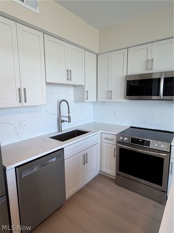 1237 Washington Avenue 809, Cleveland, OH 44113
