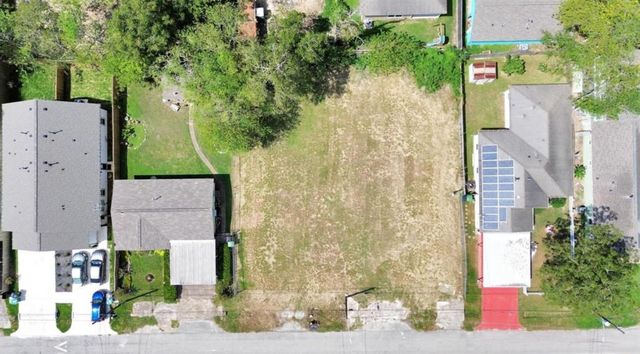 8224 Cannon Street, Houston, TX 77051
