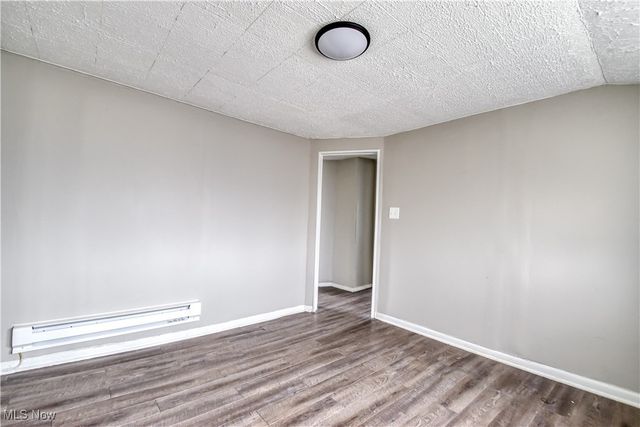 8303 Connecticut Avenue, Cleveland, OH 44105