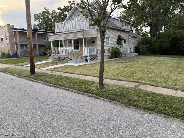 8303 Connecticut Avenue, Cleveland, OH 44105