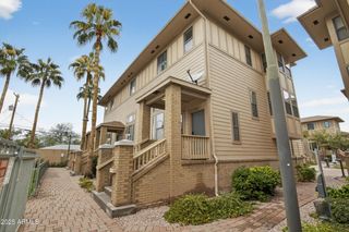 734 S BECK Avenue, Tempe, AZ 85281