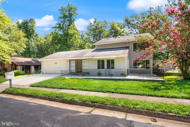 120 E MEADOWLAND LN E, Sterling, VA 20164