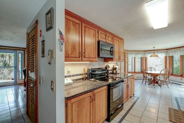 205 East Rindge Road, Ashburnham, MA 01430