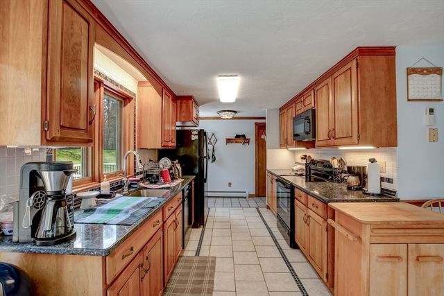 205 East Rindge Road, Ashburnham, MA 01430