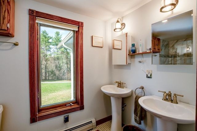 205 East Rindge Road, Ashburnham, MA 01430