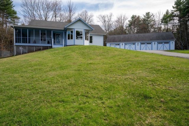 205 East Rindge Road, Ashburnham, MA 01430