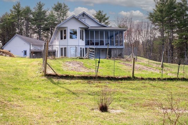 205 East Rindge Road, Ashburnham, MA 01430