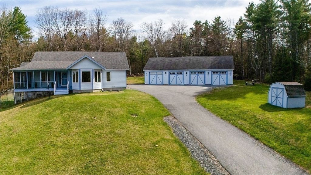 205 East Rindge Road, Ashburnham, MA 01430