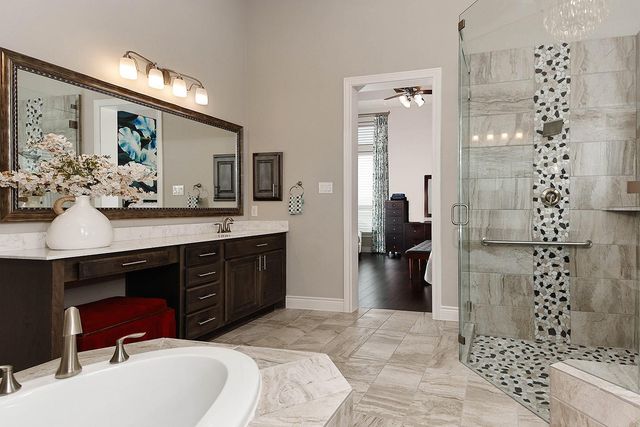 15310 Viviente Drive, Conroe, TX 77302
