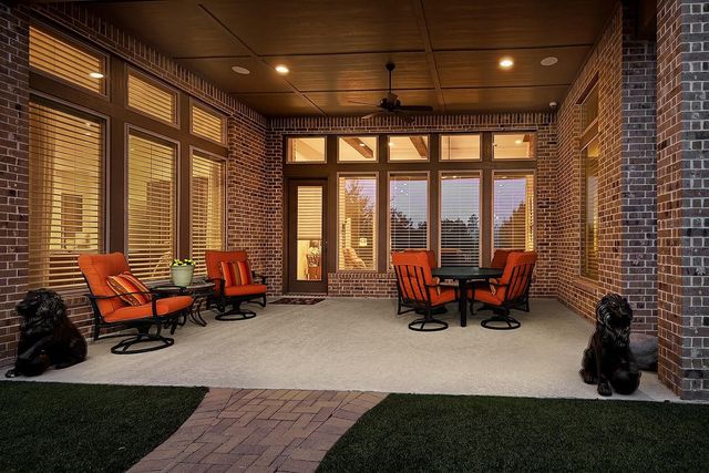 15310 Viviente Drive, Conroe, TX 77302