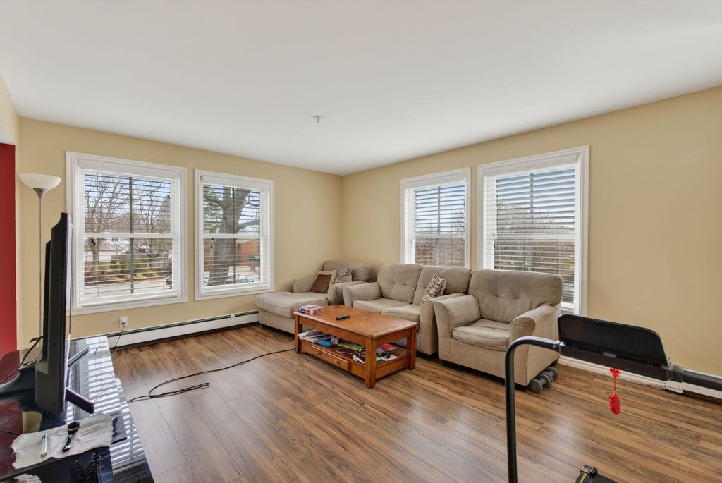 17 King Street 3, Westbrook, ME 04092 — photo 2