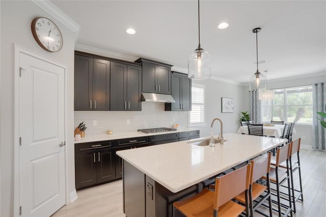 5841 LONG SHORE LOOP, Sarasota, FL 34238