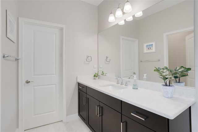 5841 LONG SHORE LOOP, Sarasota, FL 34238