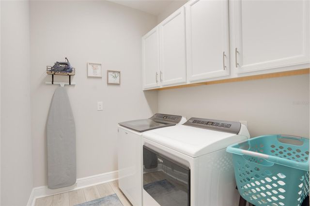 5841 LONG SHORE LOOP, Sarasota, FL 34238