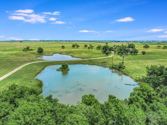 16421 Tx-95 Highway, Coupland, TX 78615