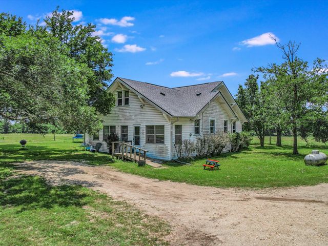 16421 Tx-95 Highway, Coupland, TX 78615