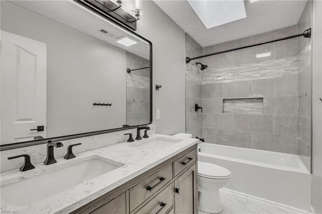 114 Runey WAY, Yorktown, VA 23693