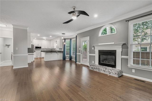 114 Runey WAY, Yorktown, VA 23693