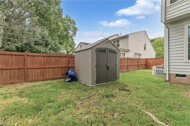 114 Runey WAY, Yorktown, VA 23693