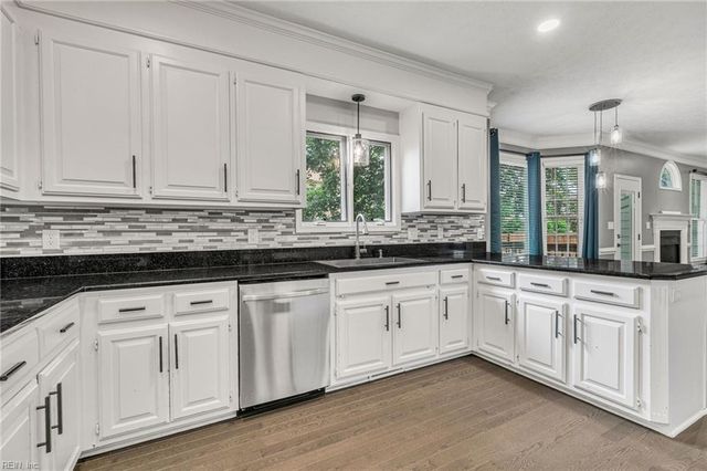 114 Runey WAY, Yorktown, VA 23693