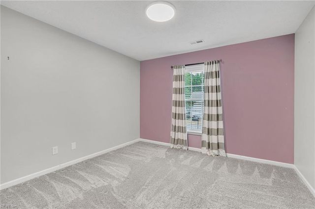114 Runey WAY, Yorktown, VA 23693