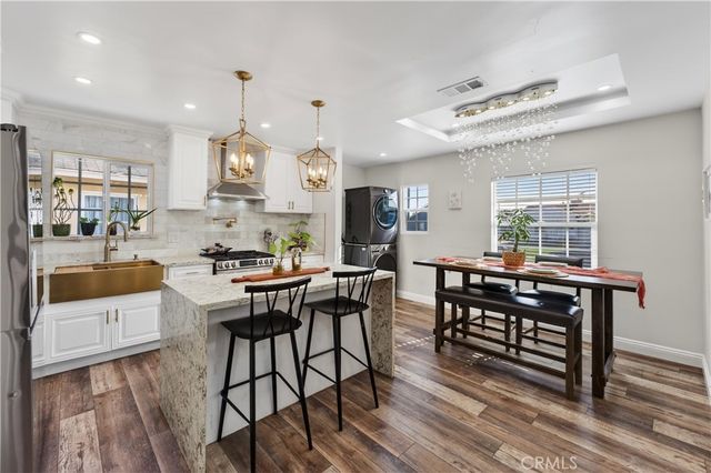 1513 W 215th Street, Torrance, CA 90501