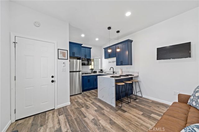 1513 W 215th Street, Torrance, CA 90501