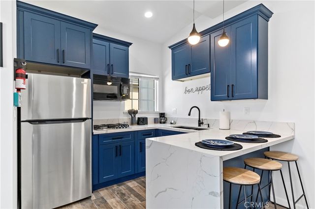 1513 W 215th Street, Torrance, CA 90501