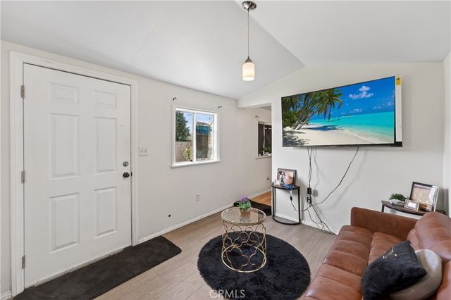 1513 W 215th Street, Torrance, CA 90501