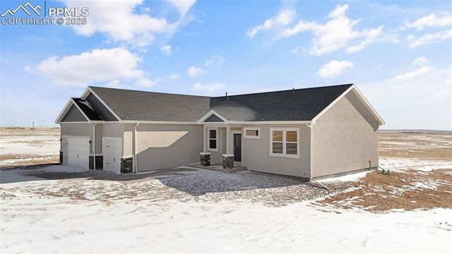 1438 N Moonbeam Drive, Pueblo, CO 81007