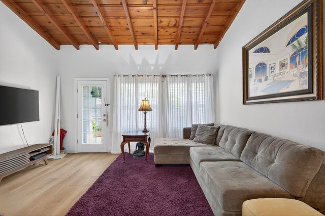 1100 NE 15th Avenue 1-2, Fort Lauderdale, FL 33304