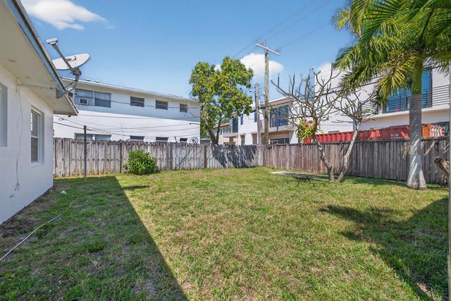 1100 NE 15th Avenue 1-2, Fort Lauderdale, FL 33304