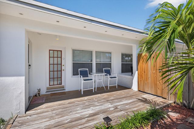 1100 NE 15th Avenue 1-2, Fort Lauderdale, FL 33304