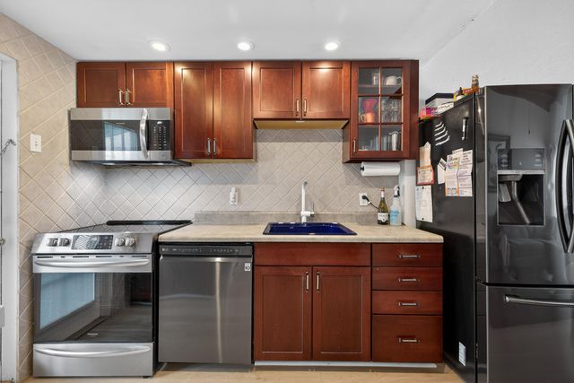 1100 NE 15th Avenue 1-2, Fort Lauderdale, FL 33304