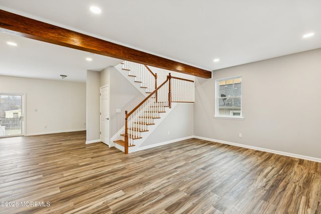 6 5th Street, New Egypt, NJ 08533