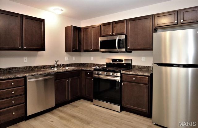 25 Joan Drive A, O'fallon, MO 63376