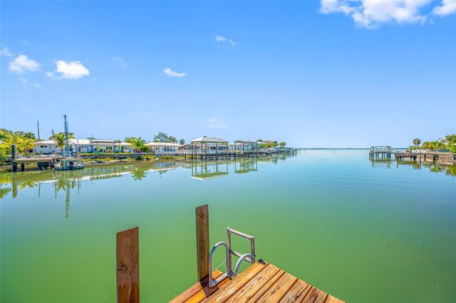 539 BAYWOOD DRIVE S, Dunedin, FL 34698