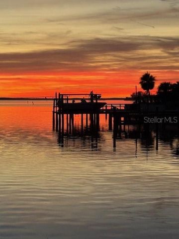 539 BAYWOOD DRIVE S, Dunedin, FL 34698