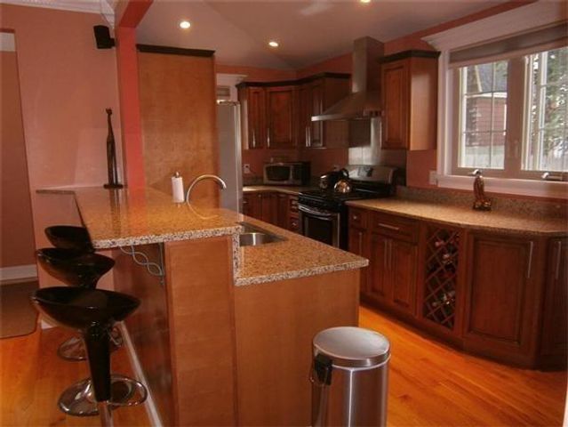 245 Brownell St, New Bedford, MA 02740