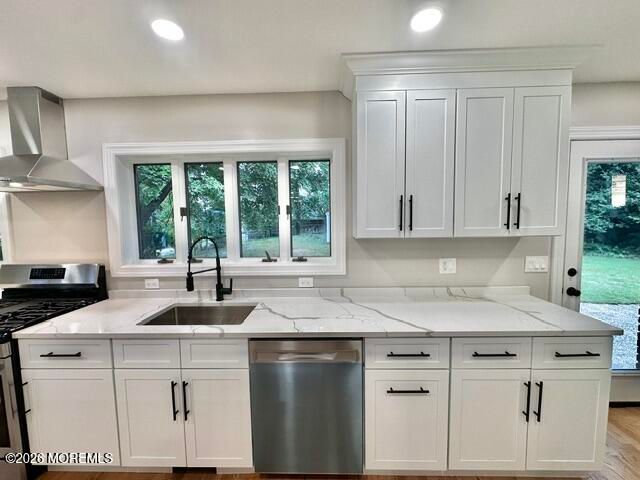 16 Charlotte Street, Sayreville, NJ 08872