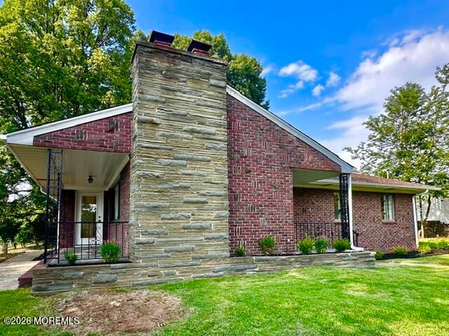 16 Charlotte Street, Sayreville, NJ 08872