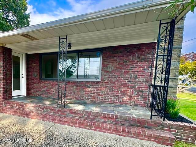 16 Charlotte Street, Sayreville, NJ 08872