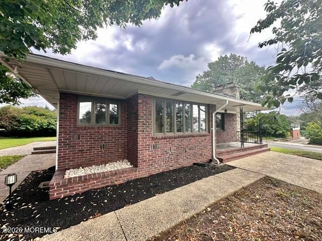 16 Charlotte Street, Sayreville, NJ 08872