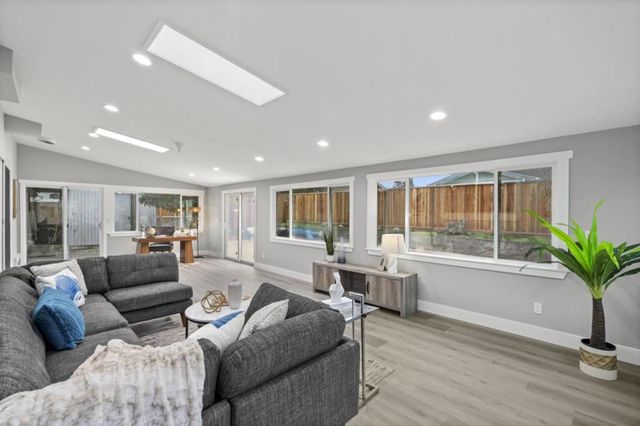5150 Brookside Lane, Concord, CA 94521