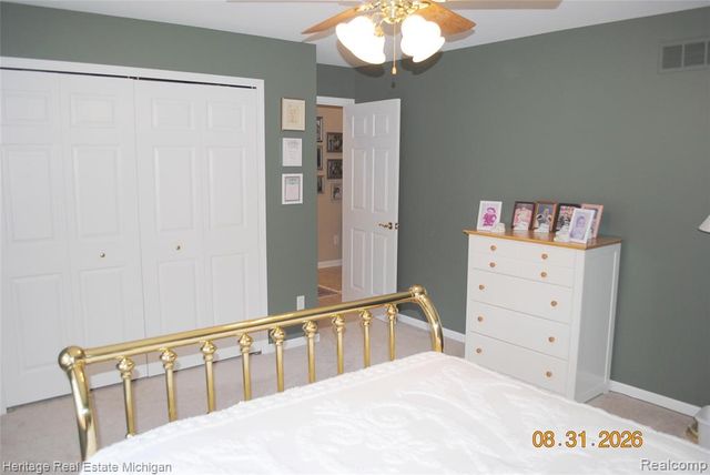 380 Walnut Drive, South Lyon, MI 48178