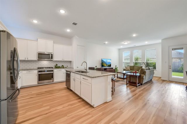 17076 Easter Lily Drive, Conroe, TX 77385
