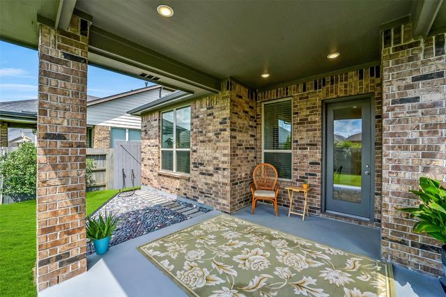 17076 Easter Lily Drive, Conroe, TX 77385